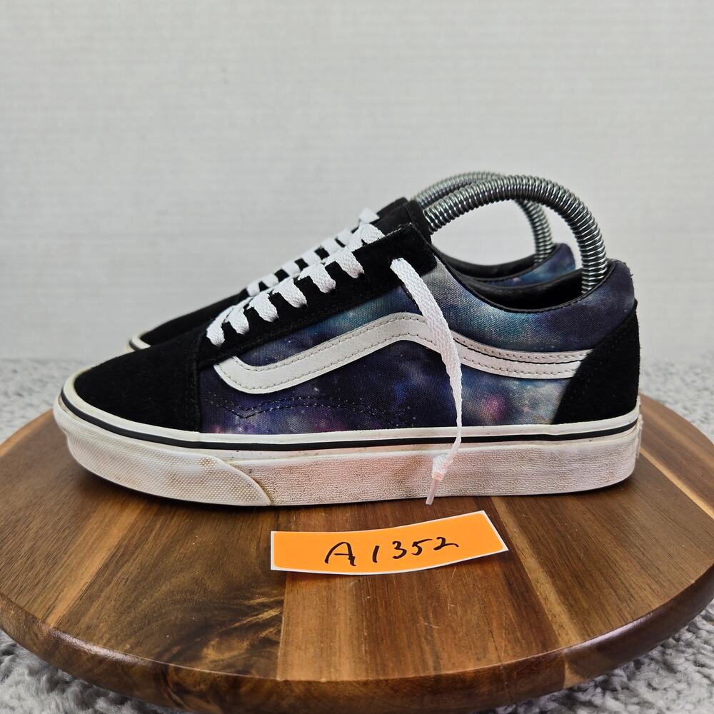 Vans Womens 7 Old Skool Galaxy Star Space Black White Suede Athletic Sneaker